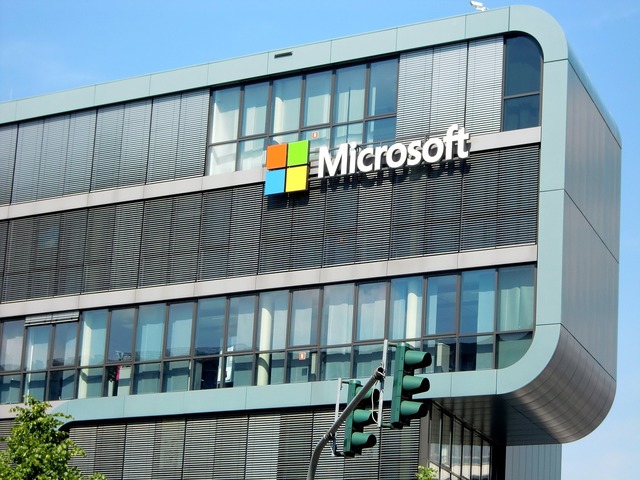 aproape 30 din programarea microsoft scrisa cu inteligenta artificiala 68136c061c7bf