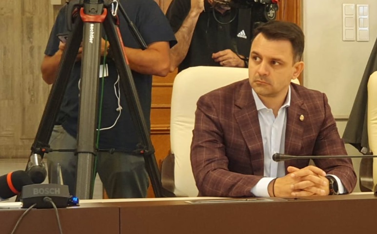 avem in continuare cei mai multi oameni morti in accidente auto crusoveanu pnl pe langa institutii si legi cu totii trebuie sa ne implicam pentru o romanie mai sigura pe drumurile sale 6814b7f98d6df