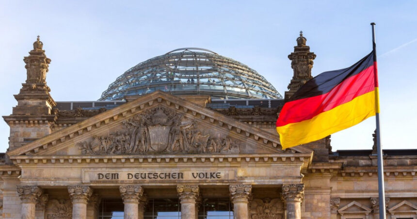 avertismentul serviciilor de la berlin extremistii de dreapta sunt tot mai predispusi la violenta 682b10feb9350