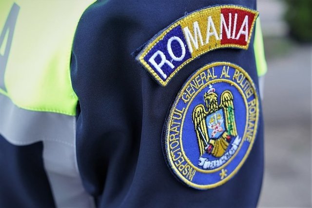 bataie intr o sectie de votare din capitala interventie prompta a jandarmilor barbatul agresat a primit ingrijiri la fata locului 682a11a98e3ed
