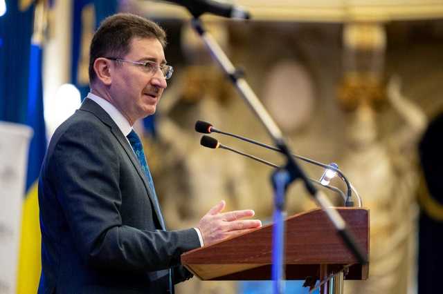 bogdan chiritoiu despre eliminarea subventiilor la energie eu recunosc ca sunt mai preocupat de firme trebuie sa ajutam marii consumatori 68185735758cc