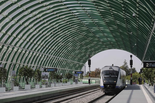 bulgaria vrea sa lanseze un tren de transfer pe linia ruse aeroportul bucuresti 68135c3e74c7e