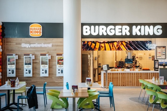 burger king acuzat in sua ca a indus in eroare clientii cu marimea hamburgerului 681b60a4d7101