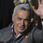 calin georgescu cand cresti printre lupi nu ai cum sa devii jigodie esenta unei societati drepte sta in demnitatea si sudoarea omului simplu 6824e17a985d0