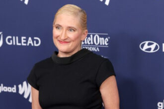 cantareata jill sobule cunoscuta pentru hiturile anilor 90 i kissed a girl si supermodel a murit intr un incendiu 681462d00c2ca