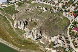 cetatea carsium ar putea reintra in circuitul turistic luna viitoare 6821f8e1c15b0
