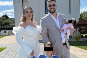 cine si a facut aparitia la botezul fiicei lui culita sterp si a danielei iliescu toti invitatii au ramas muti wow 68272b3446420
