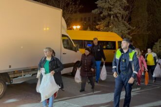 constanta buletinele de vot de la sectiile de votare au inceput sa fie aduse la biroul electoral judetean constanta in vederea predarii 6817d0f999988