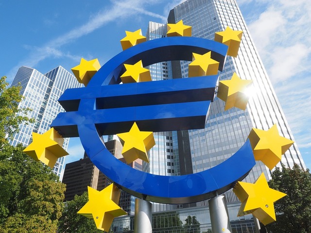 cresterea economica din zona euro incetineste sectorul serviciilor aproape de stagnare arata datele pmi 681af60d3c62e