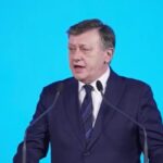 crin antonescu sistemul se regrupeaza in spatele lui nicusor dan se construieste soclul printr un mecanism urias de propaganda falia din societate nu deficitul bugetar ar trebui sa fie p 683750f47bf9f
