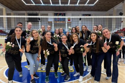 csm constanta a cucerit bronzul campionatului national de volei la cadete 682ae02fdf667
