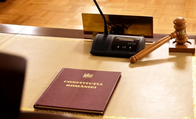 curtea constitutionala a validat primul tur al alegerilor prezidentiale nicusor dan si george simion raman in marea finala 681ddaa92466c