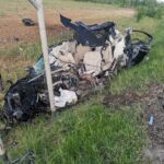 doi oameni au murit si unul a fost grav ranit dupa ce o masina si o betoniera s au ciocnit 682f7b1ade171
