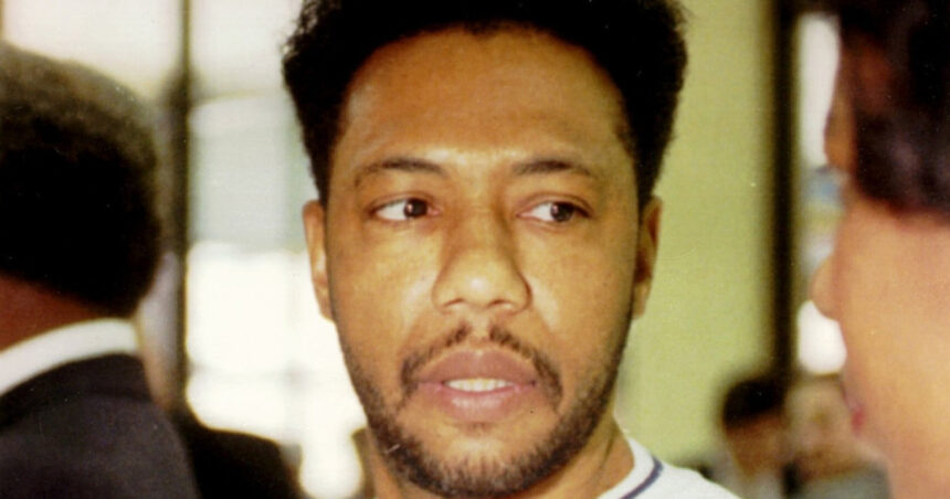 donald trump a comutat pedeapsa fostului sef al bandei gangster disciples din chicago cazul larry hoover 68386a6d2a7be