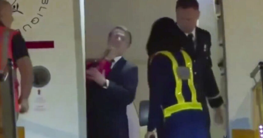 emmanuel macron dezminte orice scena domestica intre el si sotia sa brigitte pur si simplu am glumit 68346c163d8bb