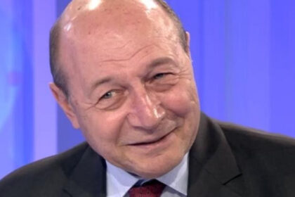exclusiv cum vede traian basescu negocierile nicusor dan este matematician e posibil sa nu vrea sa aiba ca obiectiv doar formarea guvernului 68337f2c4a2bb