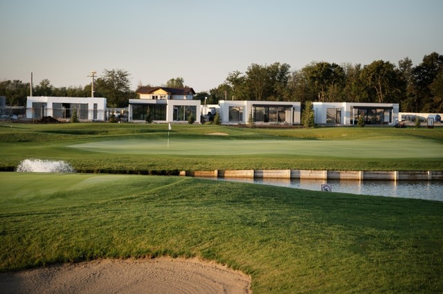foto bucurestiul va avea cel mai mare club de golf din sud estul europei cu vile si apartamente 682ee7f147170