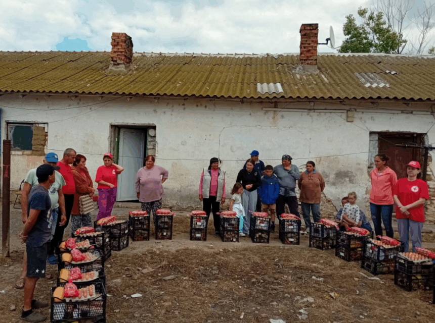 foto in ziua inaltarii domnului asociatia suflete deschise a oferit daruri persoanelor aflate in nevoie si a lansat un indemn pentru toti crestinii 683873238e8b3