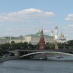 guvernul rus pregateste reduceri semnificative ale proiectelor cheie de sustinere a economiei nationale pentru a compensa scaderea drastica a veniturilor din exporturile de petrol si gaze 68305bf0c72ed