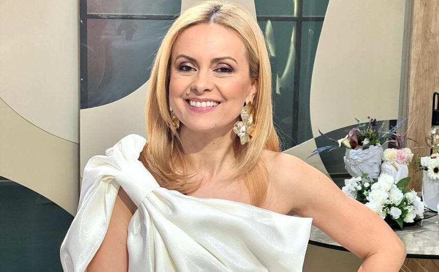 imagini rare cu fiica simonei gherghe ana a implinit 8 ani viata cu tine e un carusel de emotii si bucurii 6831be699ecc4