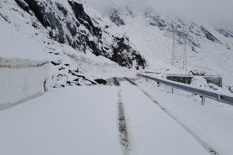 imagini spectaculoase a nins pe transfagarasan 681dd6e4a49db
