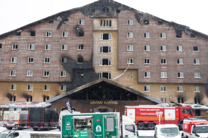incendiul devastator din turcia cu 78 de morti procurorii cer condamnarea a 32 de persoane pentru omor si neglijenta intentionata 6828fba114326