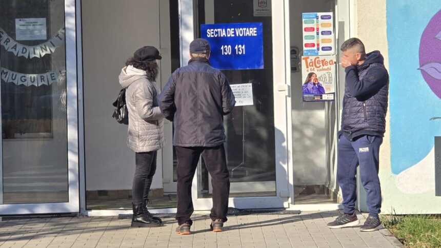 incident intr o sectie de votare din delta dunarii un barbat s a baricadat in incinta si s a certat cu membrii comisiei ce amenda a primit 682a041f9d49f