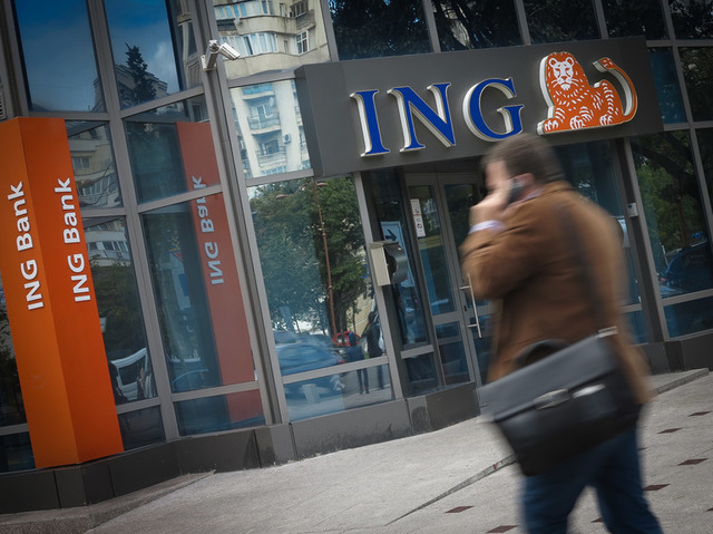 ing bank cat se mai depreciaza leul si cand vor putea scadea dobanzile pentru pib stagnare sau chiar contractie usoara posibila si estimarile revizuite de crestere sunt prea optimiste acum 6823c6341cba8