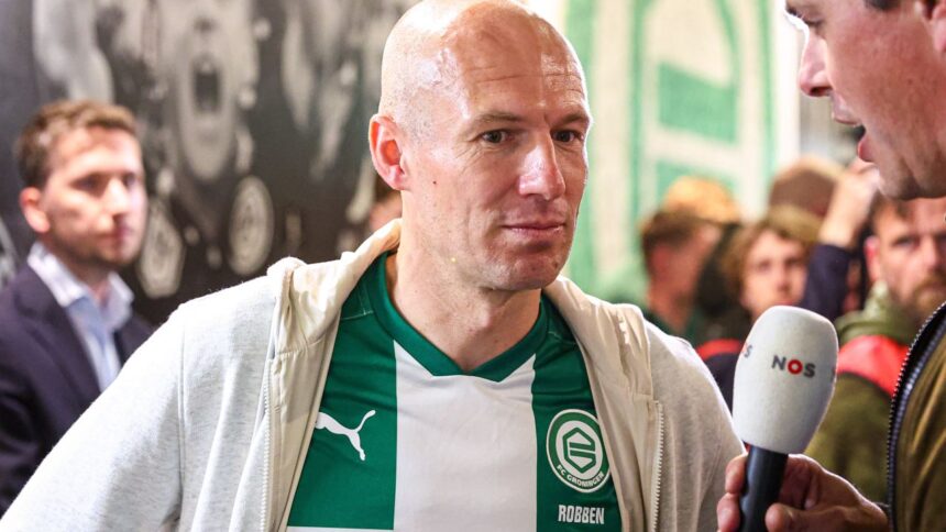 l au convins arjen robben a fost prezentat oficial 6813be257e96f