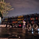 la un pas de tragedie accident intre un autocamion cu butelii si un autoturism doua victime 68284453c4727
