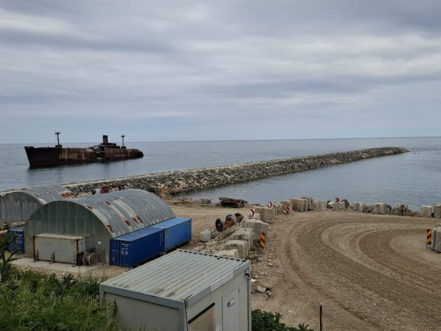 lucrarile de innisipare de la costinesti finalizate in avans statiunea tineretului va avea inca 8 hectare noi de plaja 68359b4b42118