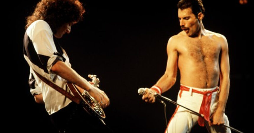 m a pretuit ca pe o comoara freddie mercury a avut o fiica secreta dezvaluirile facute de o noua biografie a solistului queen 68319af7f1bd9