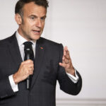 macron furios dupa scurgerile de informatii privind fratia musulmana vizat a fost ministrul de interne posibil contracandidat al sau 68303934359a5