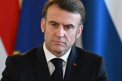 macron pune presiune pe trump privind noi sanctiuni care sa vizeze rusia un test al credibilitatii americanilor 683991ff85713