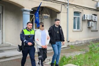 medgidia un tanar de 21 de ani condamnat pentru act sexual cu un minor si pornografie infantila incarcerat la poarta alba 6836c5bc6d6f9