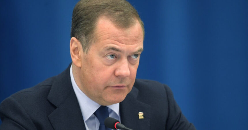 medvedev il ameninta pe trump dupa declaratiile despre putin stiu un singur lucru foarte rau al treilea razboi mondial 6836afffdee3b
