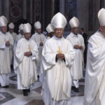 miercuri se intruneste conclavul nume cu greutate care vor avea un cuvant de spus in alegerea viitorului papa 68187d6fce723