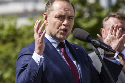 nationalistul karol nawrocki promite ca daca va ajunge presedintele poloniei va bloca aderarea ucrainei la nato 68301508d545a