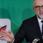 news alert kelemen hunor sugereaza ca udmr il va sustine pe nicusor dan in turul doi ar fi o usurare in comparatie cu george simion 6818697f768ce