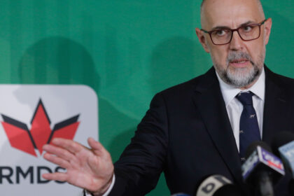 news alert kelemen hunor sugereaza ca udmr il va sustine pe nicusor dan in turul doi ar fi o usurare in comparatie cu george simion 6818697f768ce