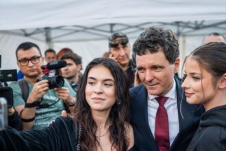 nicusor dan imi doresc ca toate cele patru partidele pro occidentale sa formeze o majoritate parlamentara 6825b8a352fc9