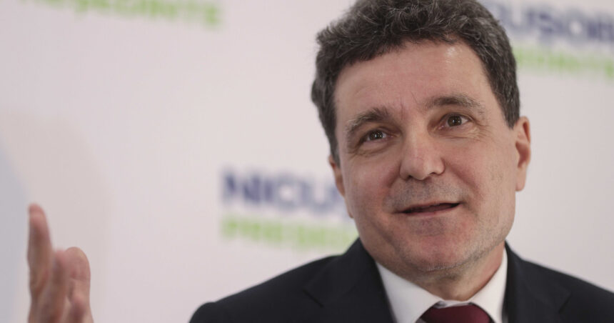 nicusor dan intrebat ce garantii ofera pentru independenta justitiei calificativul de procesoman cred ca e o garantie suficienta 681b3d008501d