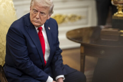 o noua lovitura pentru trump in justitie un judecator a ordonat administratiei sa permita intrarea in sua a 12 000 de refugiati 6819c9bd1f1c7