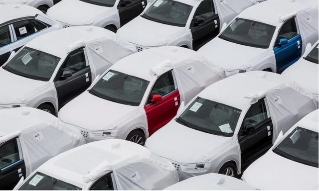 o noua luna de scadere drastica a pietei auto in asteptarea programului rabla vanzarile de masini electrice s au prabusit 6818afbfcc203