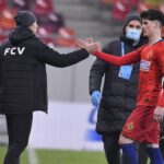 oficial fostul principal de la fcsb desemnat antrenorul sezonului dupa ce a castigat campionatul 682db25dc384f