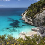 patru plaje din europa in topul celor mai frumoase din lume una dintre ele se afla intr o tara preferata de romani pentru vacante 682ec038d8ece