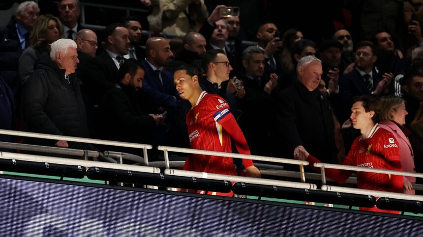 pleaca de la liverpool dupa un singur sezon clubul i a fixat deja pretul 681efb2e73fe4
