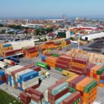 politistii de frontiera au descoperit intr un container sosit din sua 170 de cartuse de vanatoare care urmau sa fie introduse ilegal in tara 6818b847cff86