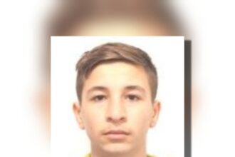 politistii din harsova in alerta un copil de 16 ani din pantelimon dat disparut de familie sunati la 112 daca il vedeti 681da27725fdb