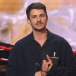 premiul castigat de vlad udrescu protagonistul serialului ana mi ai fost scrisa in adn primele declaratii pe scena ma simt liber si implinit 6836bf53ed126